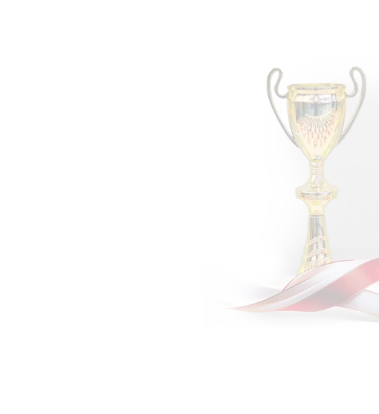 Złoty puchar z odbiciem medali, biało czerwona wstęga